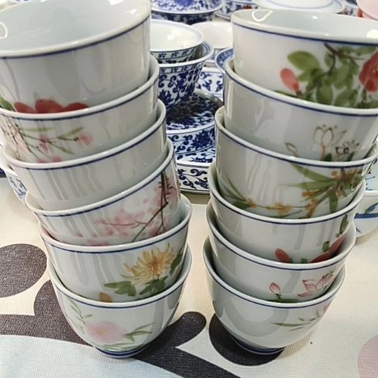 茶***品景德镇陶瓷品茗杯