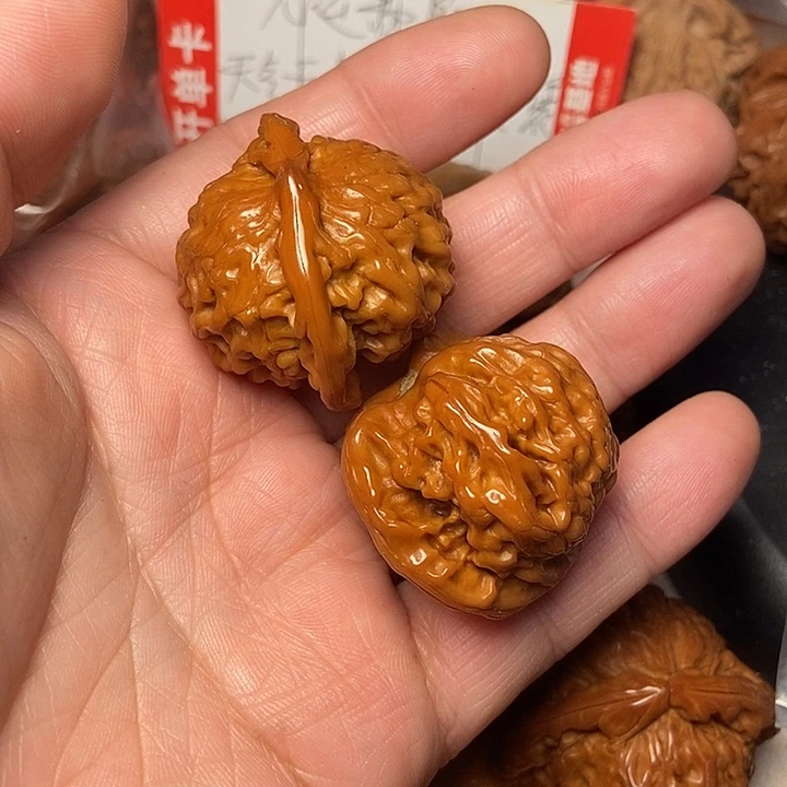 用***3把件文玩核桃公子37