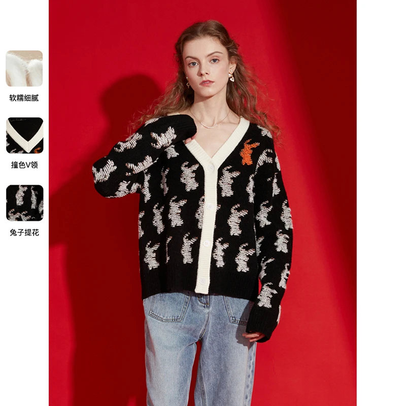 【千颂妮专享】Caroline冬季新款V领黑色开衫毛针织衫ECRDAB31