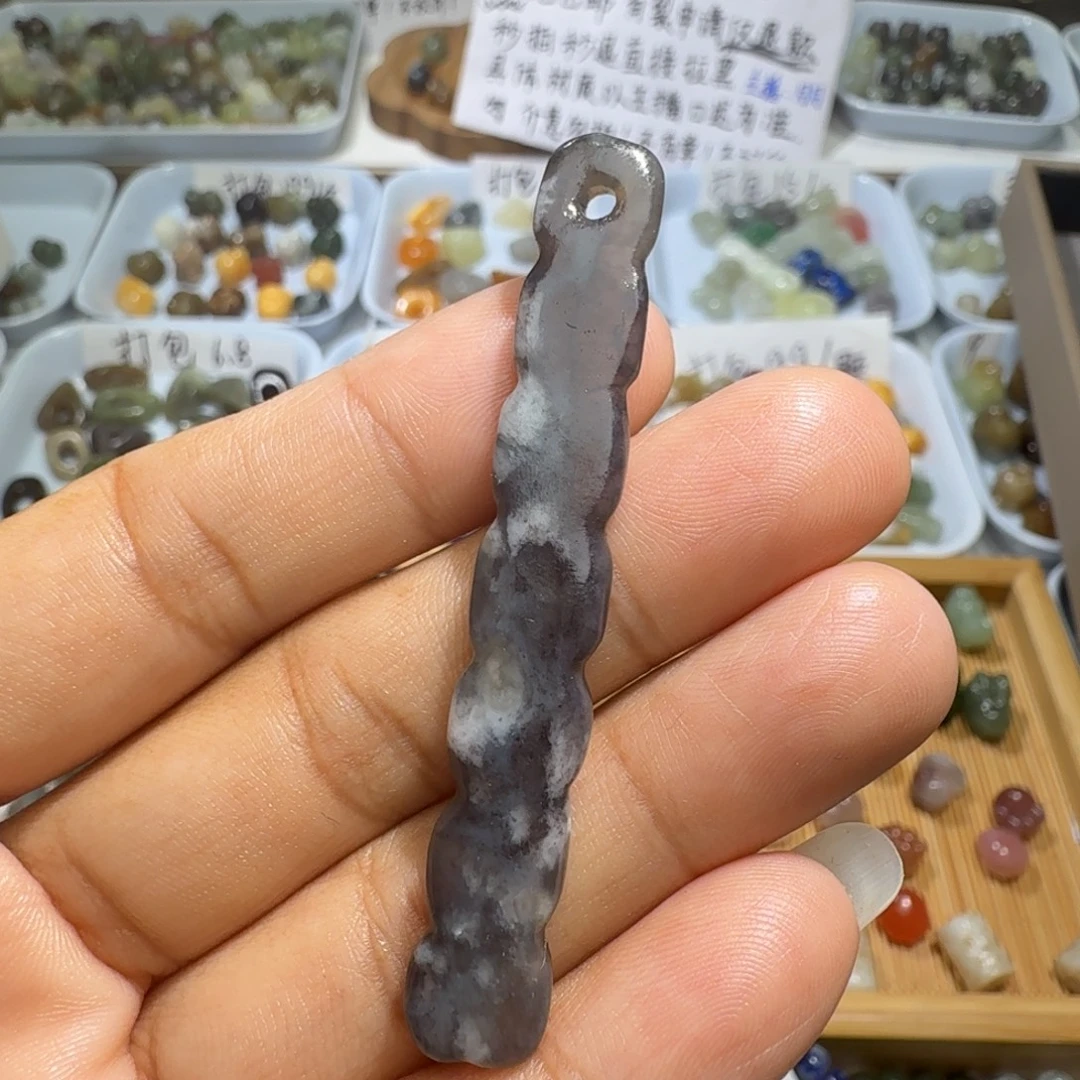 和田玉未镶嵌珠宝奇石