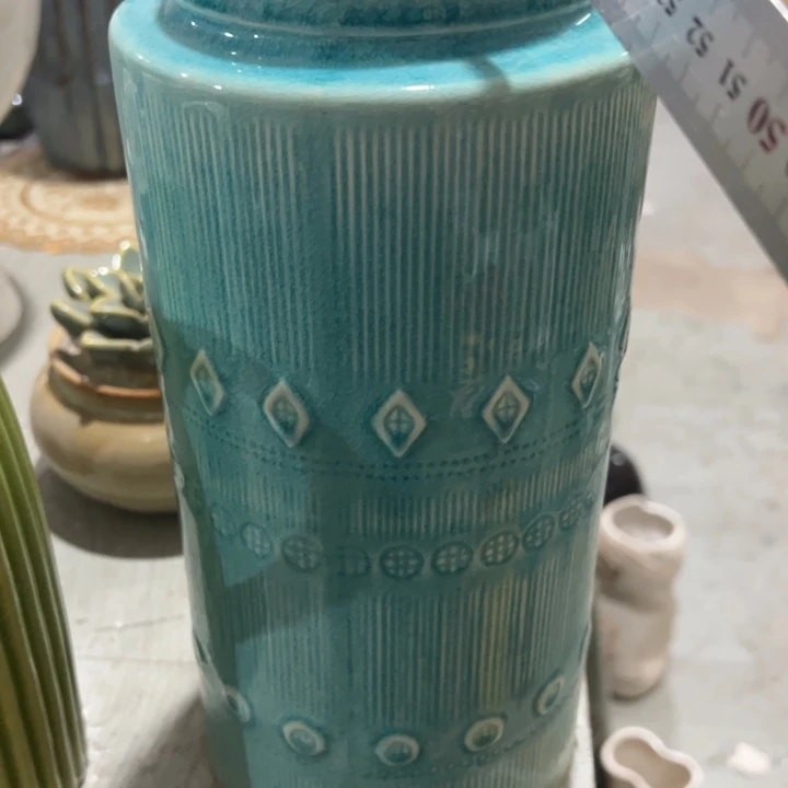 陶瓷花瓶摆件微瑕捡漏出