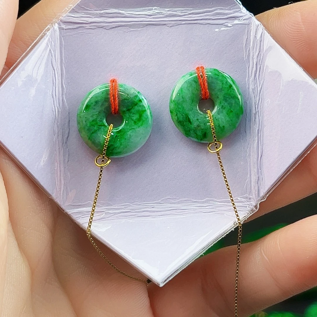 颈饰未镶嵌翡翠多样性