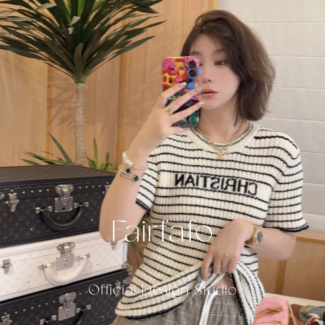 【字母条纹毛衫】MYBL52185温柔气质舒适薄款针织条纹毛衫