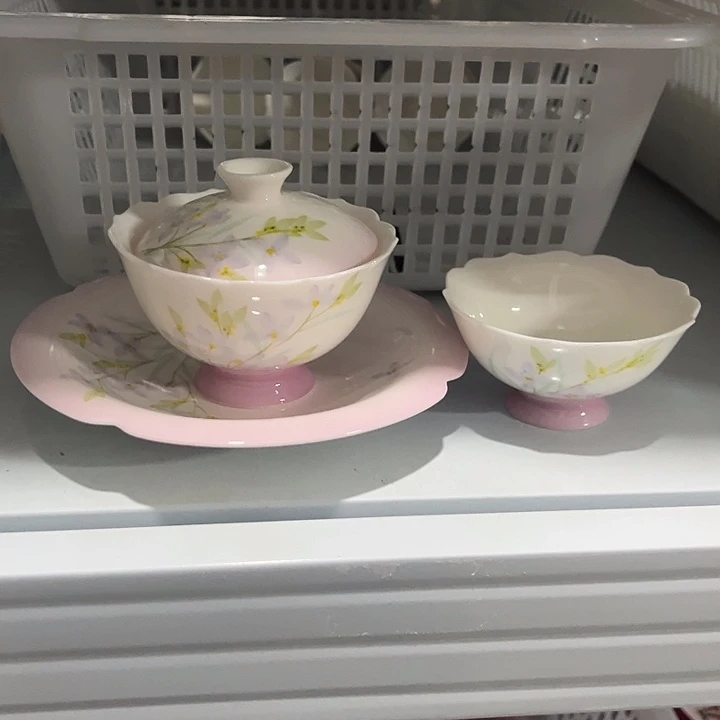 摆件三件套哈哈哈哈哈