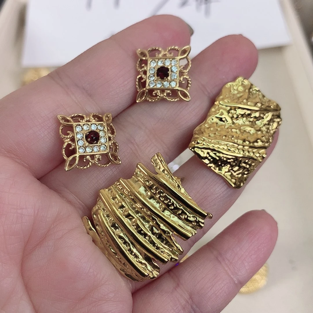 贝珠（仿珍珠）合金合金特惠耳钉