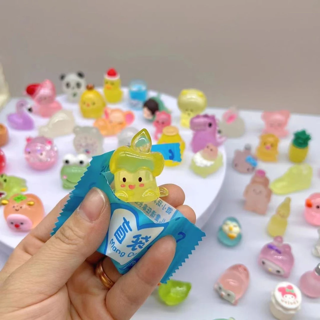 【回家拆】儿童奖励夜光小礼物批发夜光创意微缩小动物diy手工制作