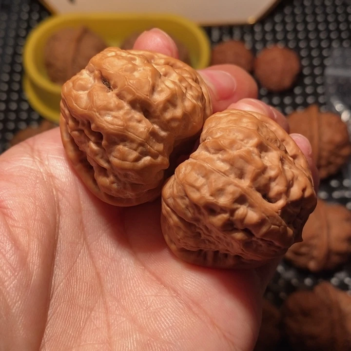 把件文玩核桃四开八腿