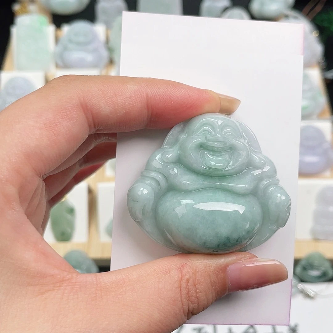 翡翠未镶嵌颈饰佛公