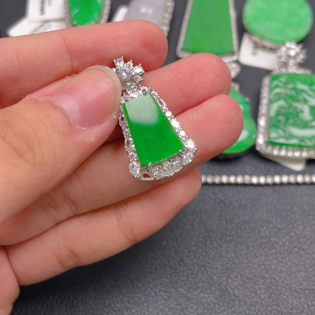 翡翠银S925镶嵌吊坠(不含链)