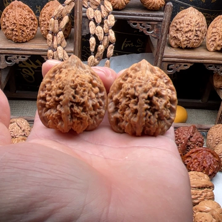 文玩核桃吊坠满天星