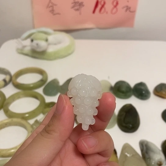 1***S蛇纹石玉未镶嵌颈饰