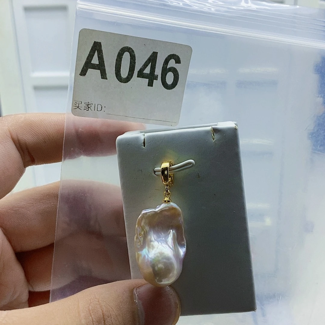 淡水珍珠合金颈饰