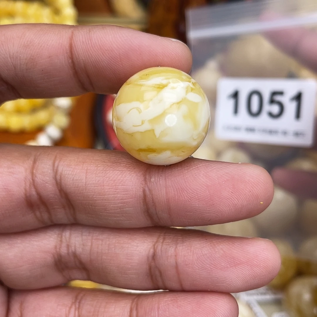 匹***曹蜜蜡未镶嵌珠宝奇石21