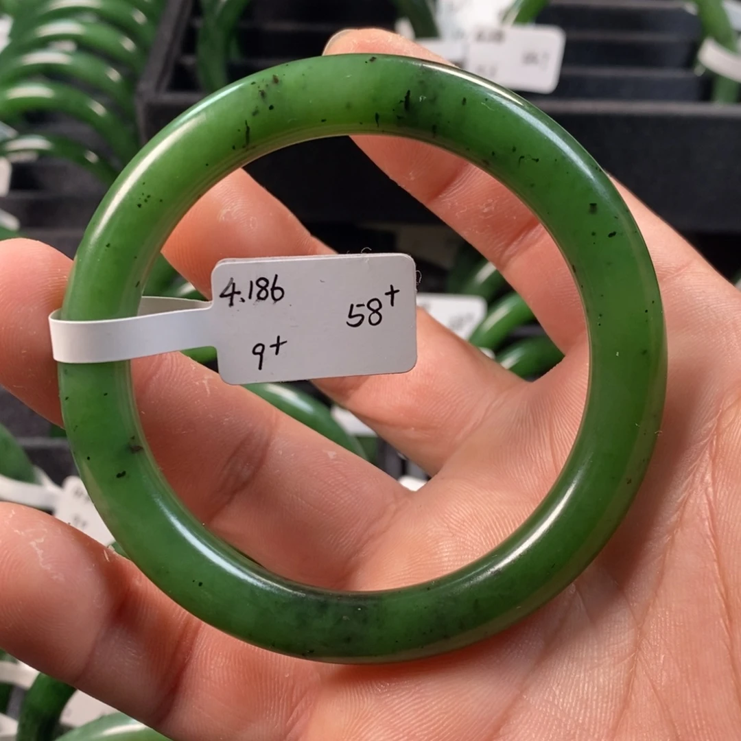 和田玉（碧玉）未镶嵌手镯58