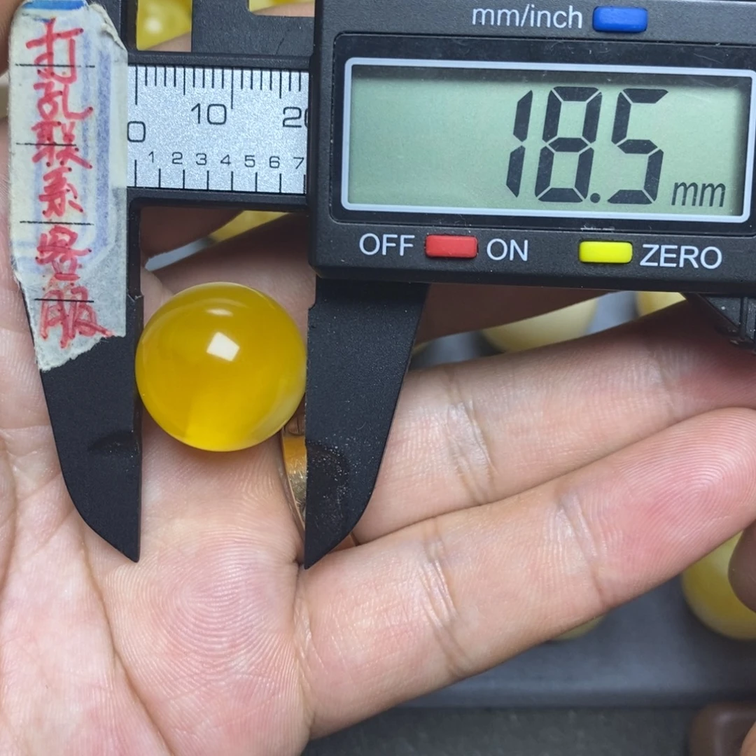 裸石蜜蜡未镶嵌18.5圆珠默认直发