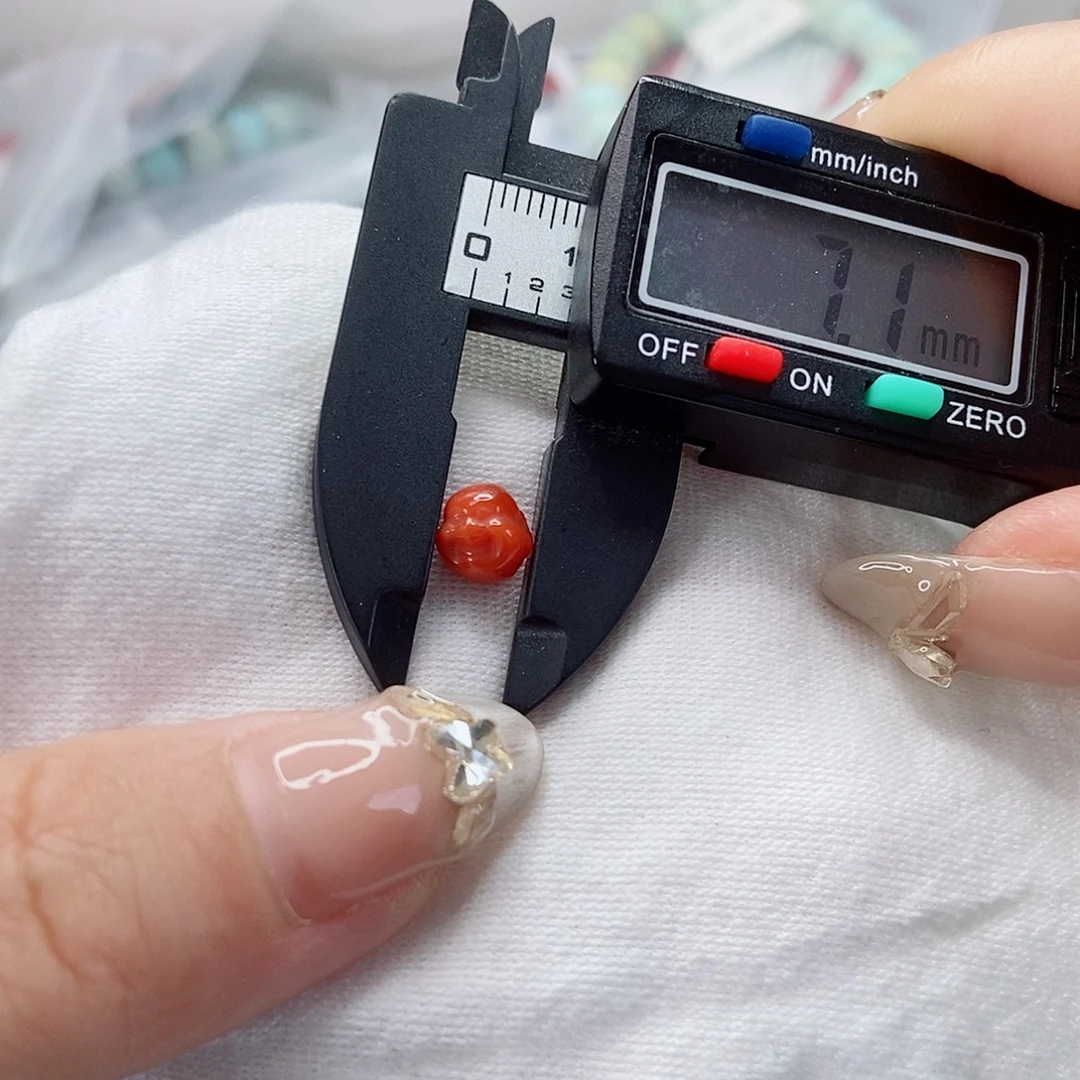 未镶嵌南红玛瑙珠宝奇石