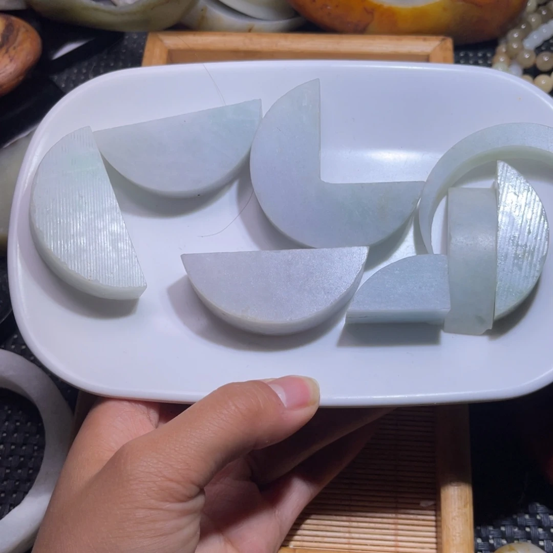 未镶嵌和田玉车挂