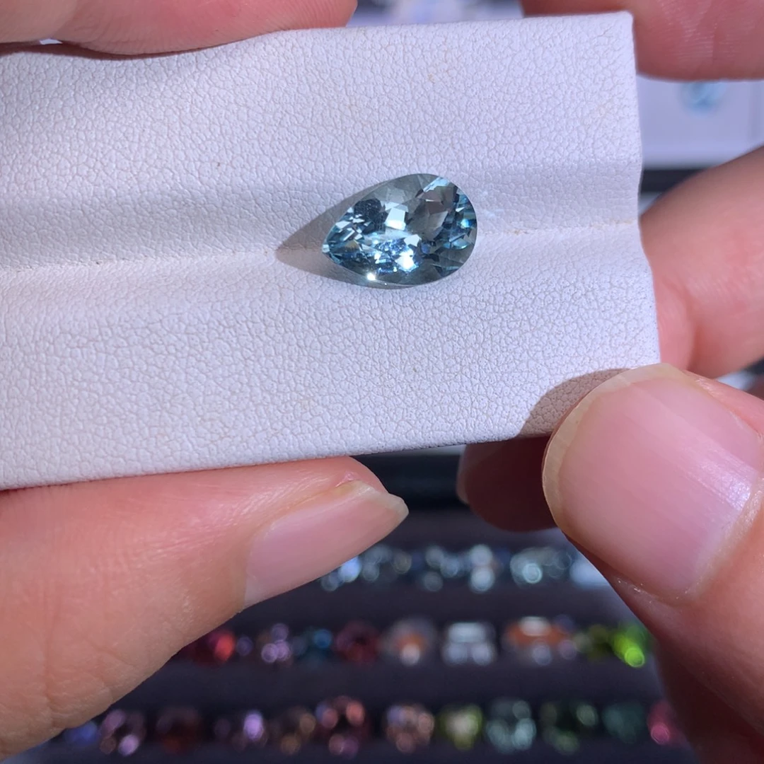未镶嵌笔搁海蓝宝石3.08ct