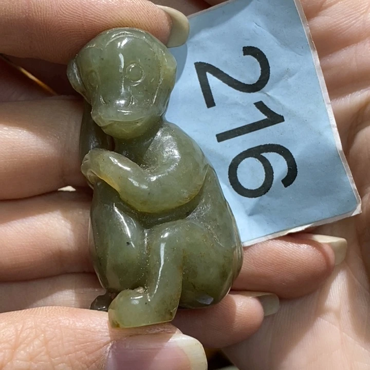 未镶嵌和田玉挂件