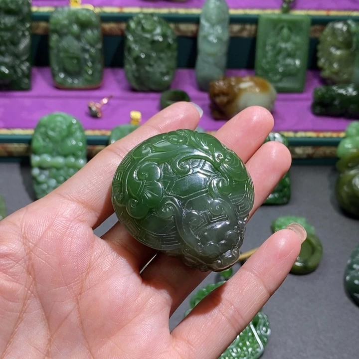 未镶嵌和田玉挂件