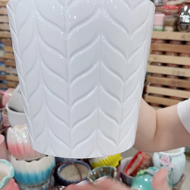 有孔.凑单10元陶瓷花盆发货！