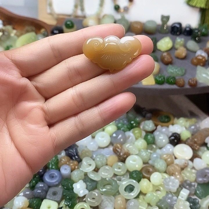 未镶嵌和田玉挂件如意