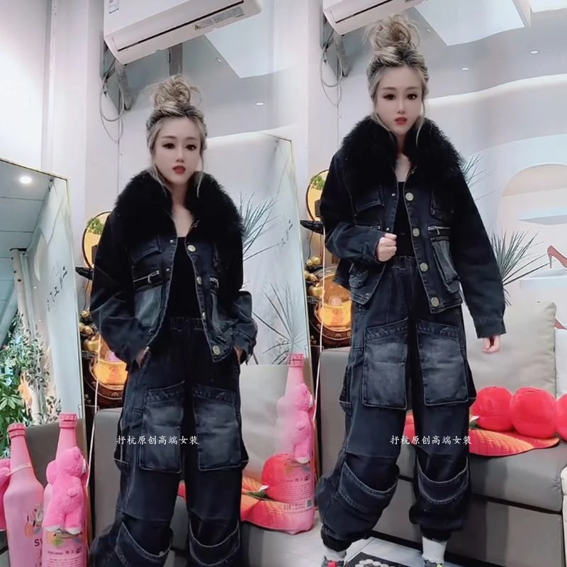 时尚套装女冬季新款欧货洋气大毛领机车服加棉牛仔外套休闲束脚裤