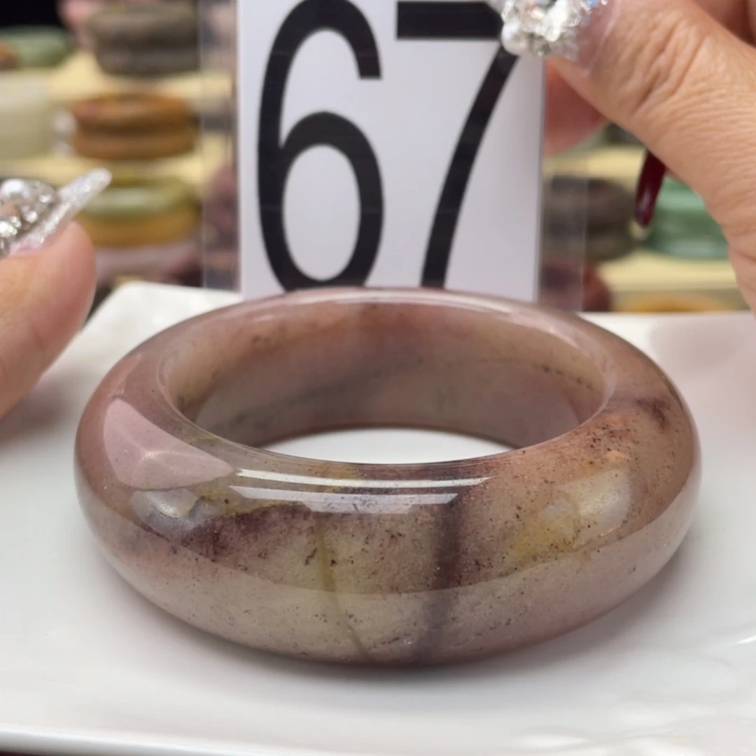 【闪购商品】石英质玉手镯未镶嵌