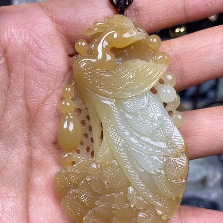 和田玉未镶嵌挂件