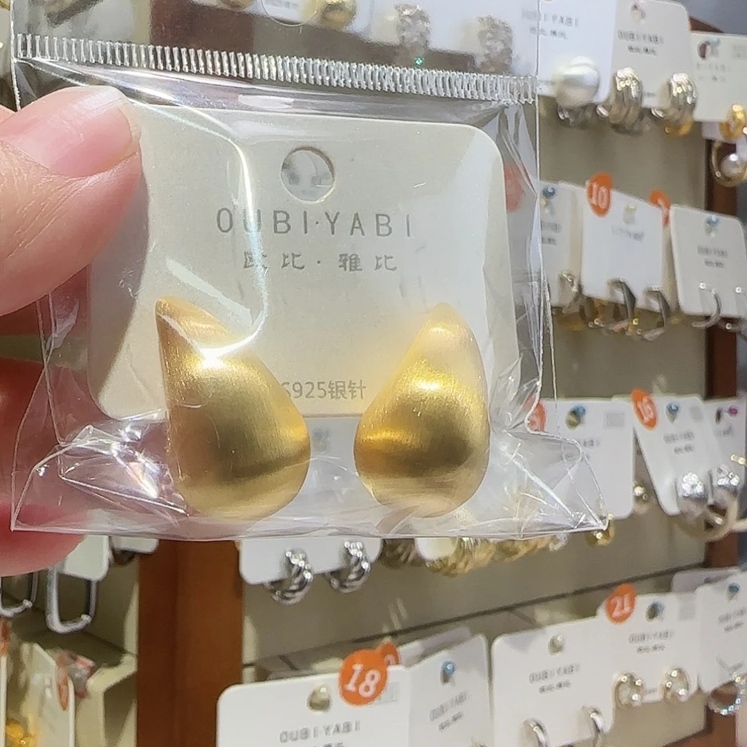 锆石纯铜合金耳钉