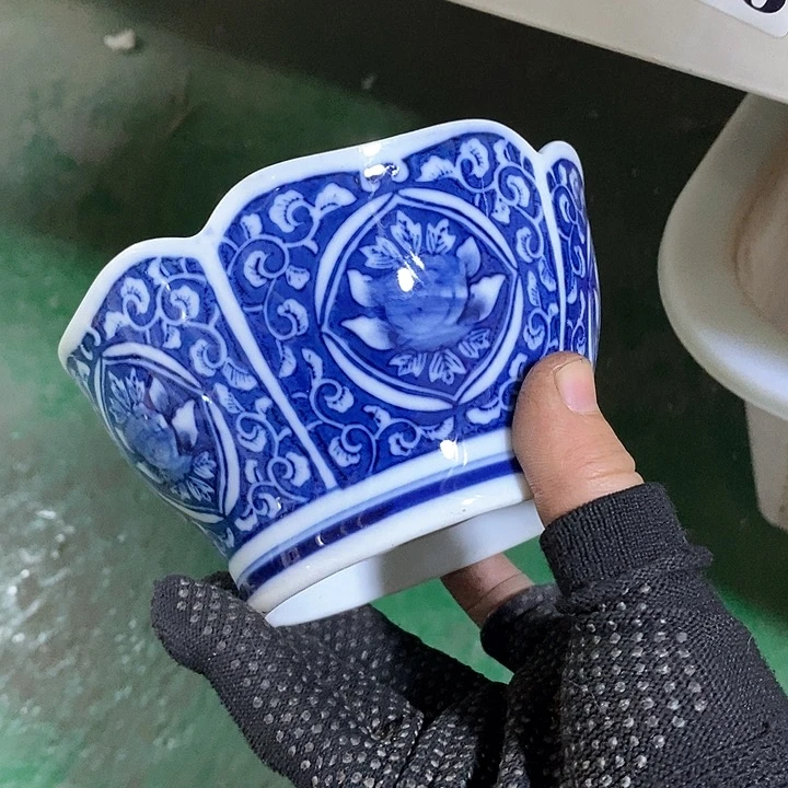 瓷片风*潇真爱不一样哦小女孩也喜欢他吧