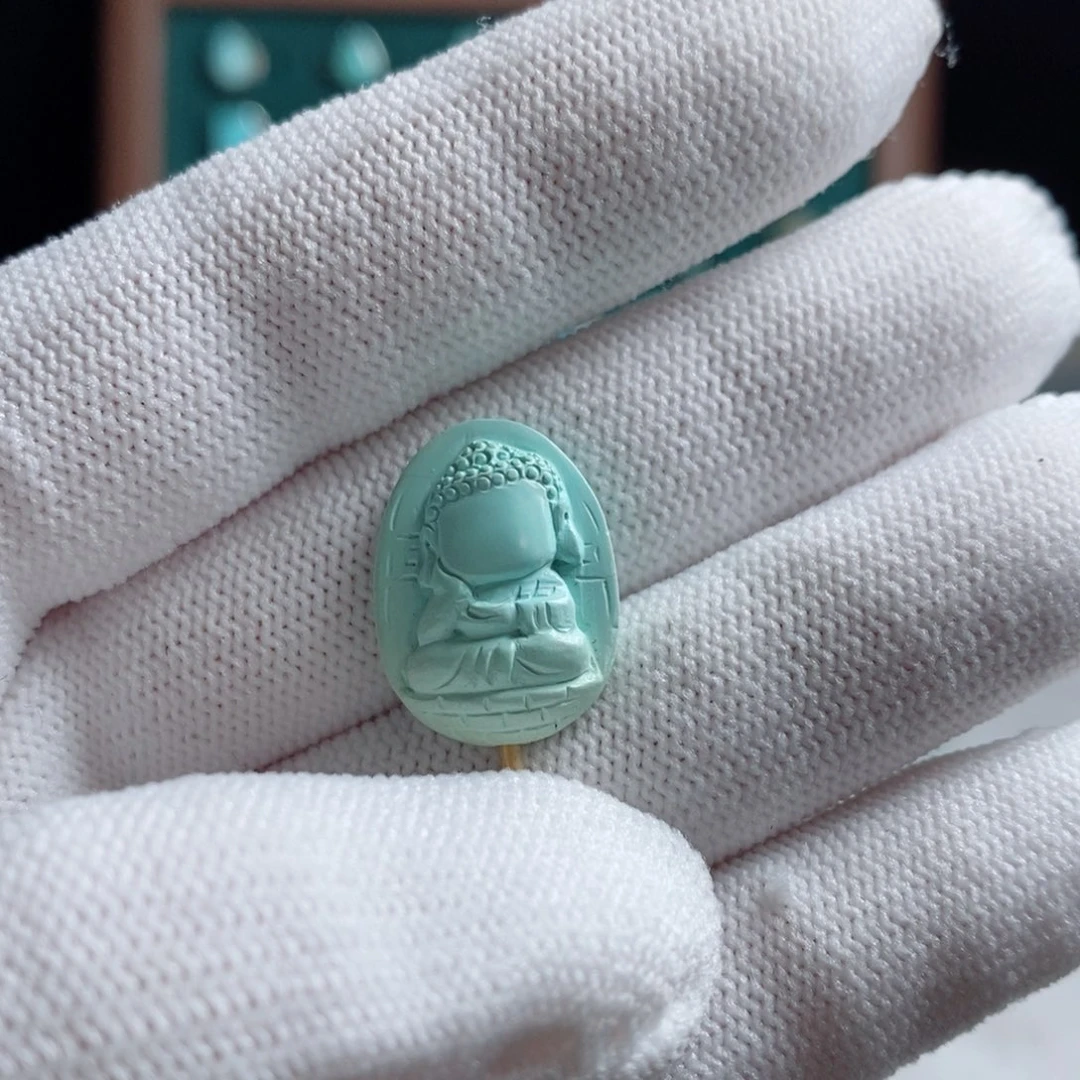 绿松石颈饰未镶嵌