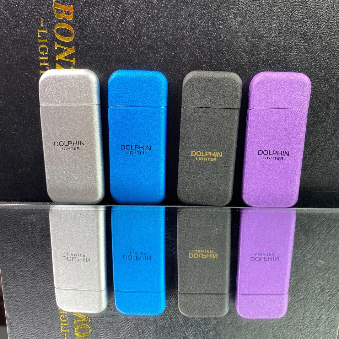海豚小巧精致便携创意个性超薄金属砂轮耐用充气打火机适合送礼