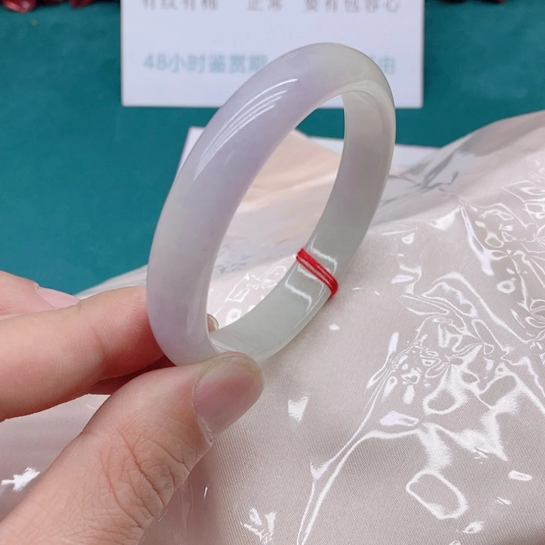 翡翠手镯未镶嵌牛****画6555555555