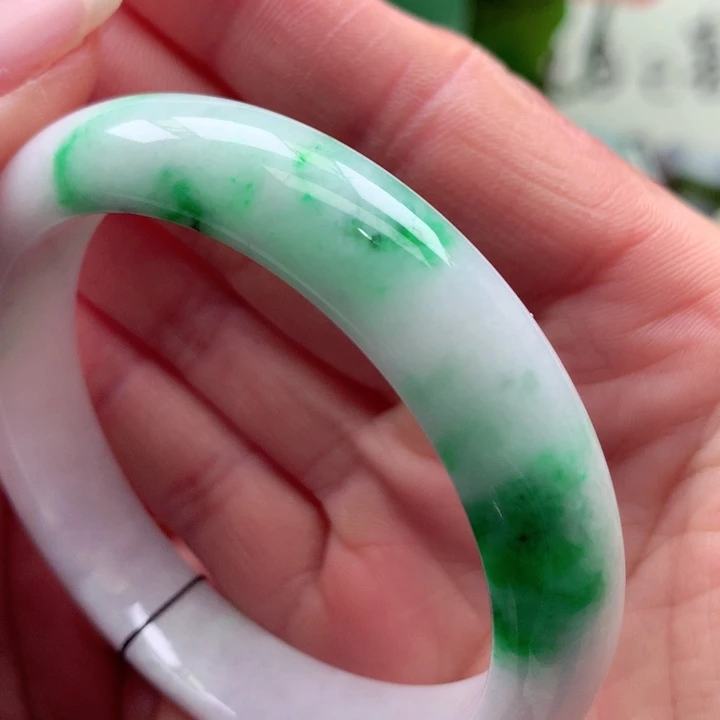 翡翠未镶嵌手镯天然翡翠手镯