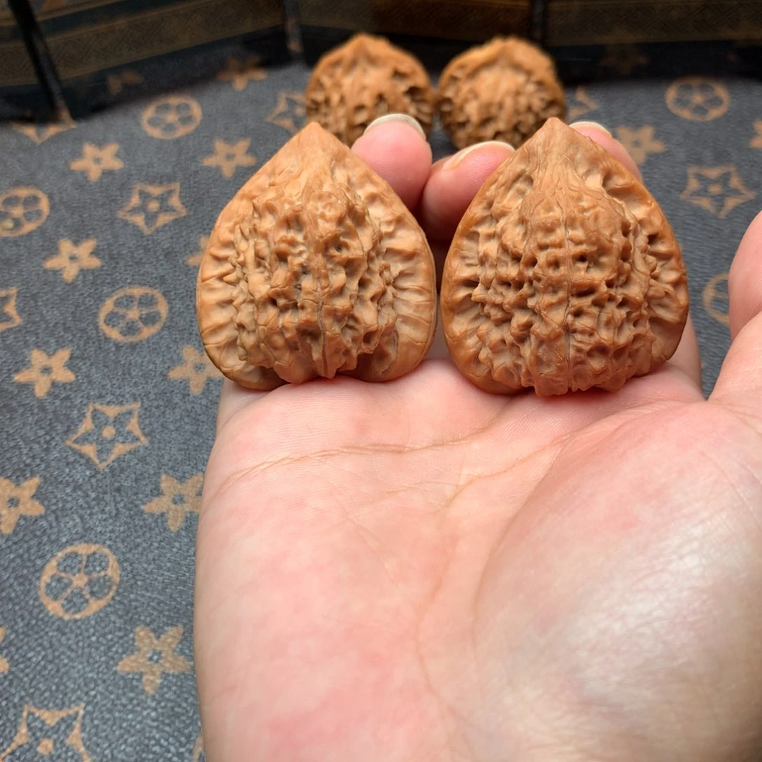 文玩核桃把件朱雀