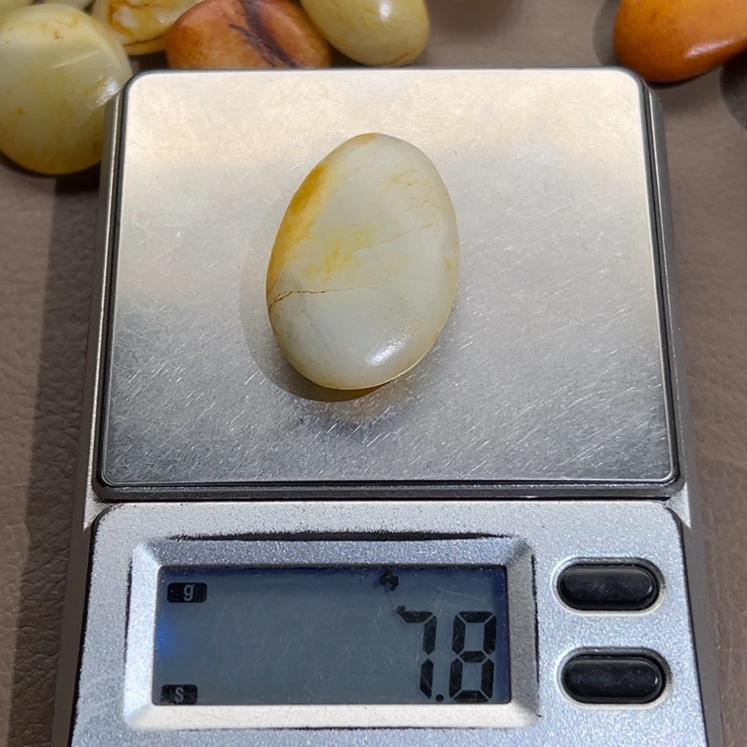 和田玉未镶嵌珠宝半成品