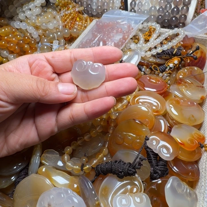 玛瑙/玉髓颈饰未镶嵌?****?378