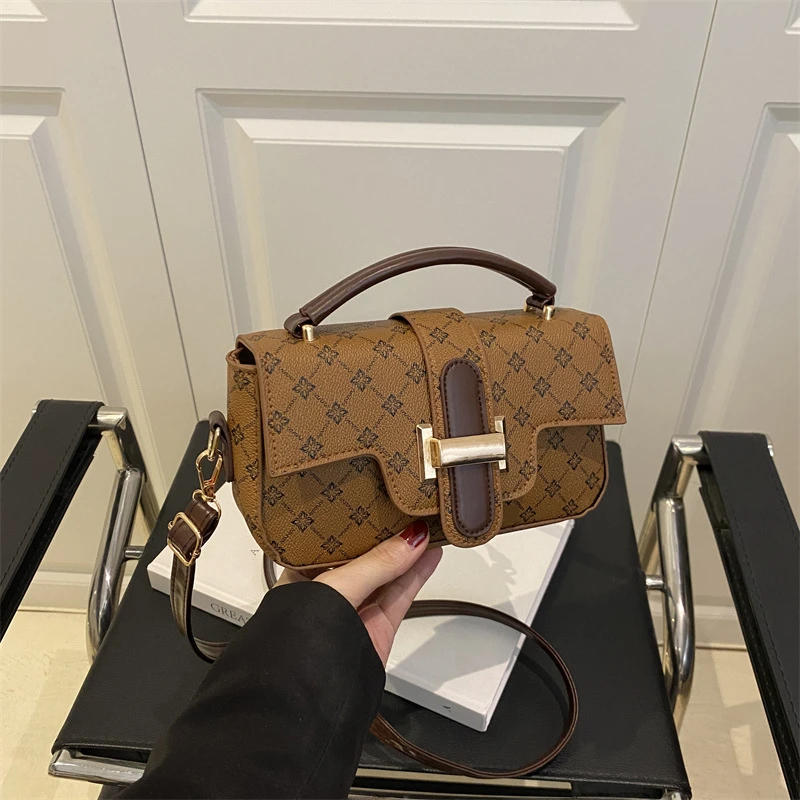 洋气小包包2025新款迷你质感轻奢冬季女士单肩斜挎包时尚百搭女包