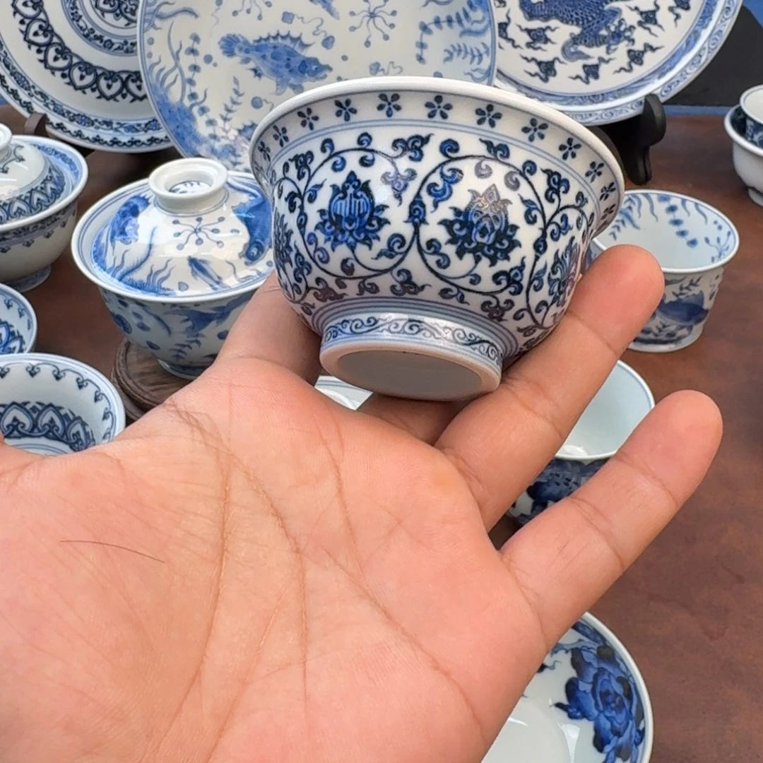 摆件小压手缠枝莲