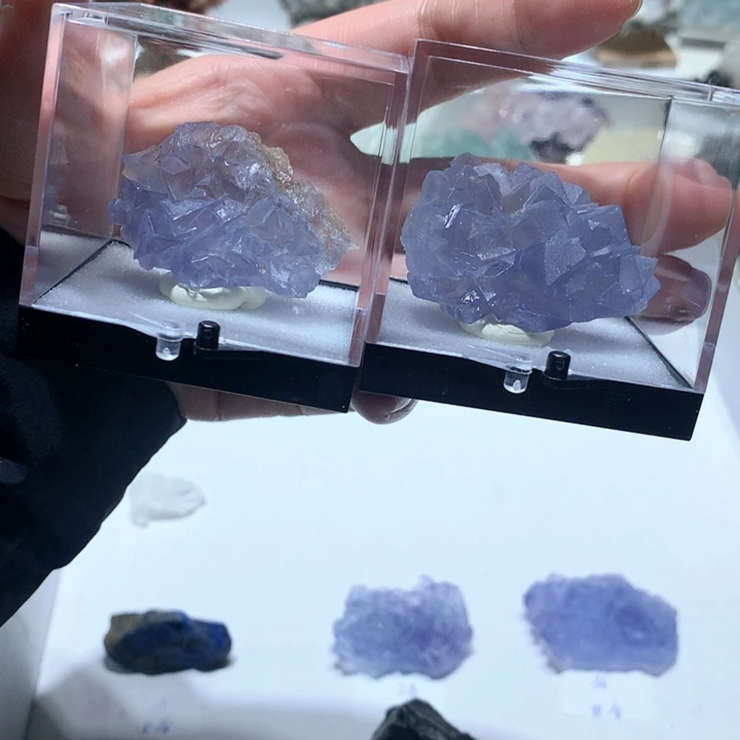 水晶摆件未镶嵌钢****