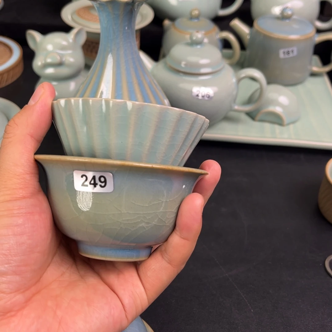 【闪购商品】j***y一对打包