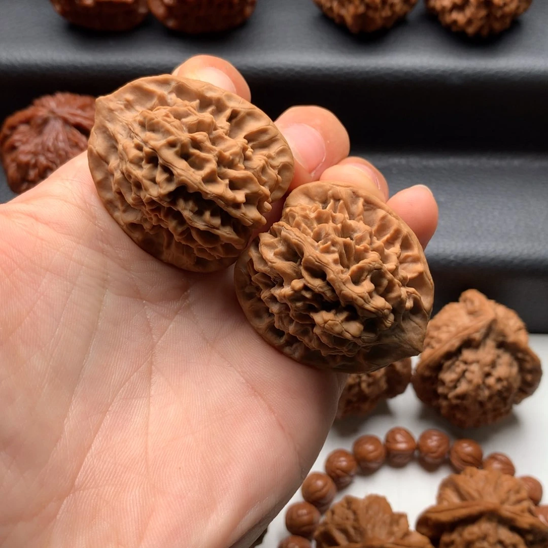 文玩核桃把件老*秦闷