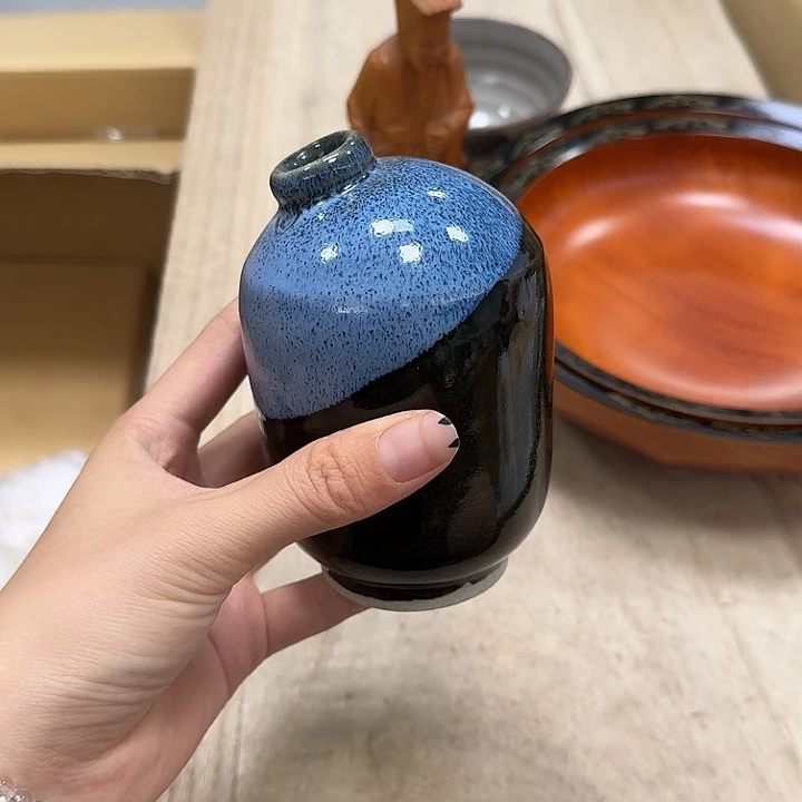 瓷片噗哈哈哈哈哈哈哈哈哈我笑