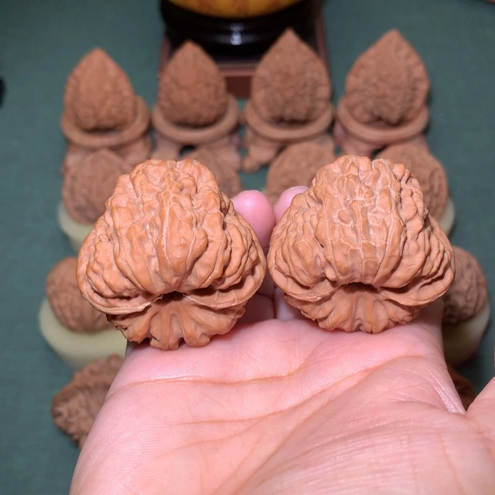 核桃文玩核桃把件平谷凹底