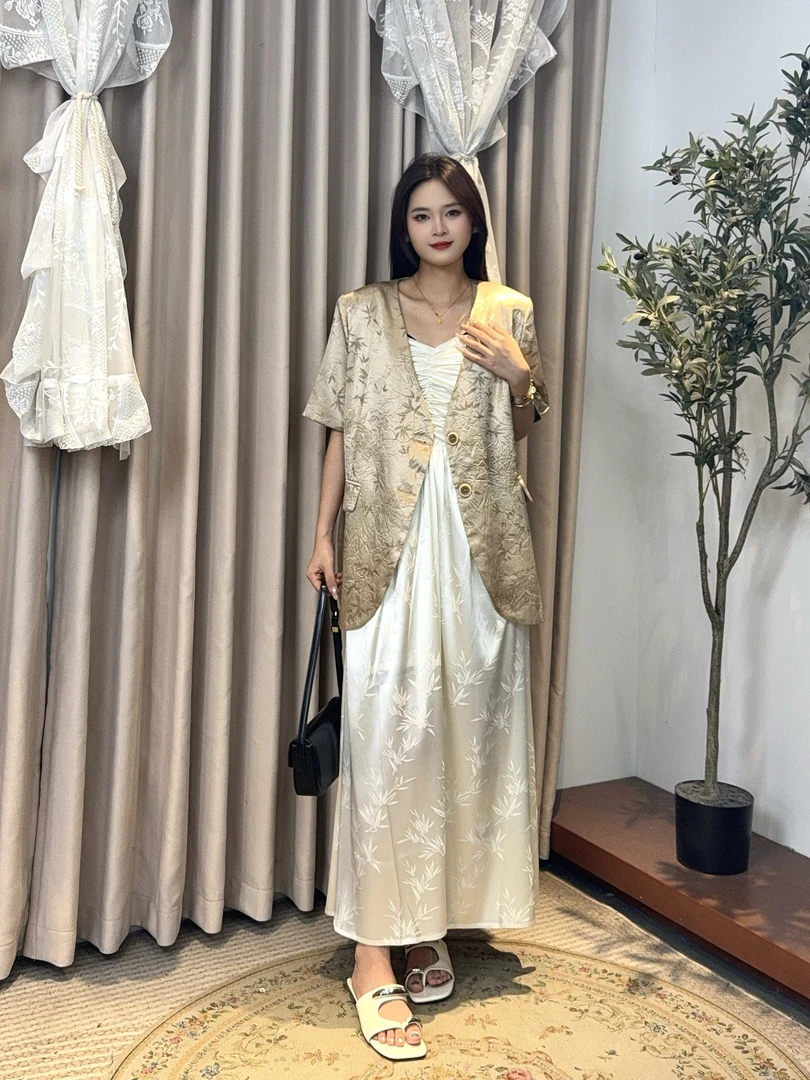 RACI然彩显瘦气质百搭上衣BB4447+BF4450