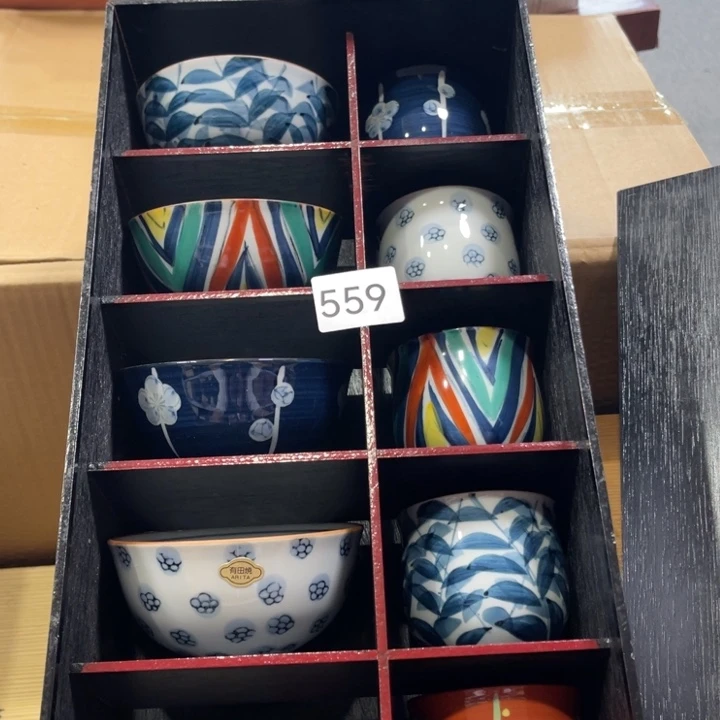 盖碗瓷器制作工艺精湛