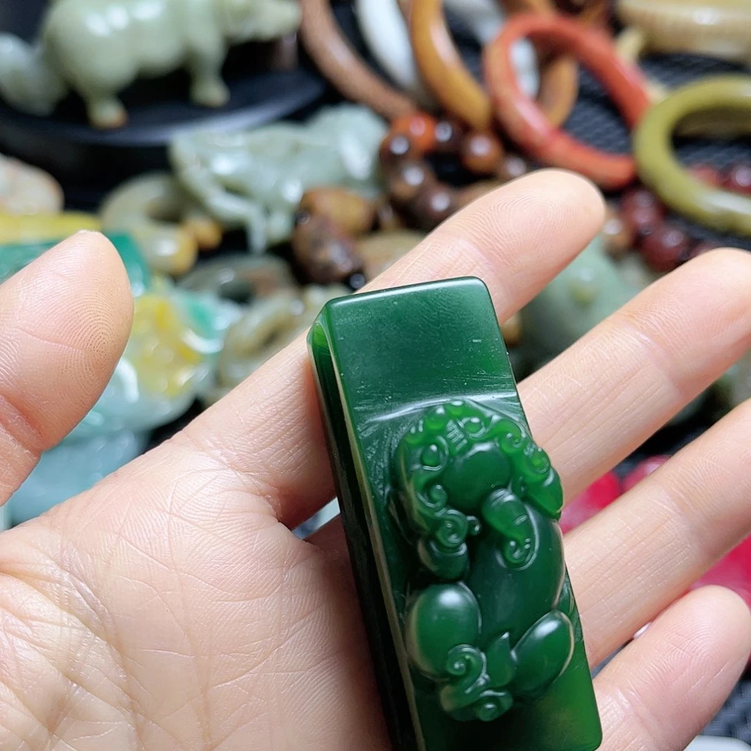 白玉菩提吊坠摆件