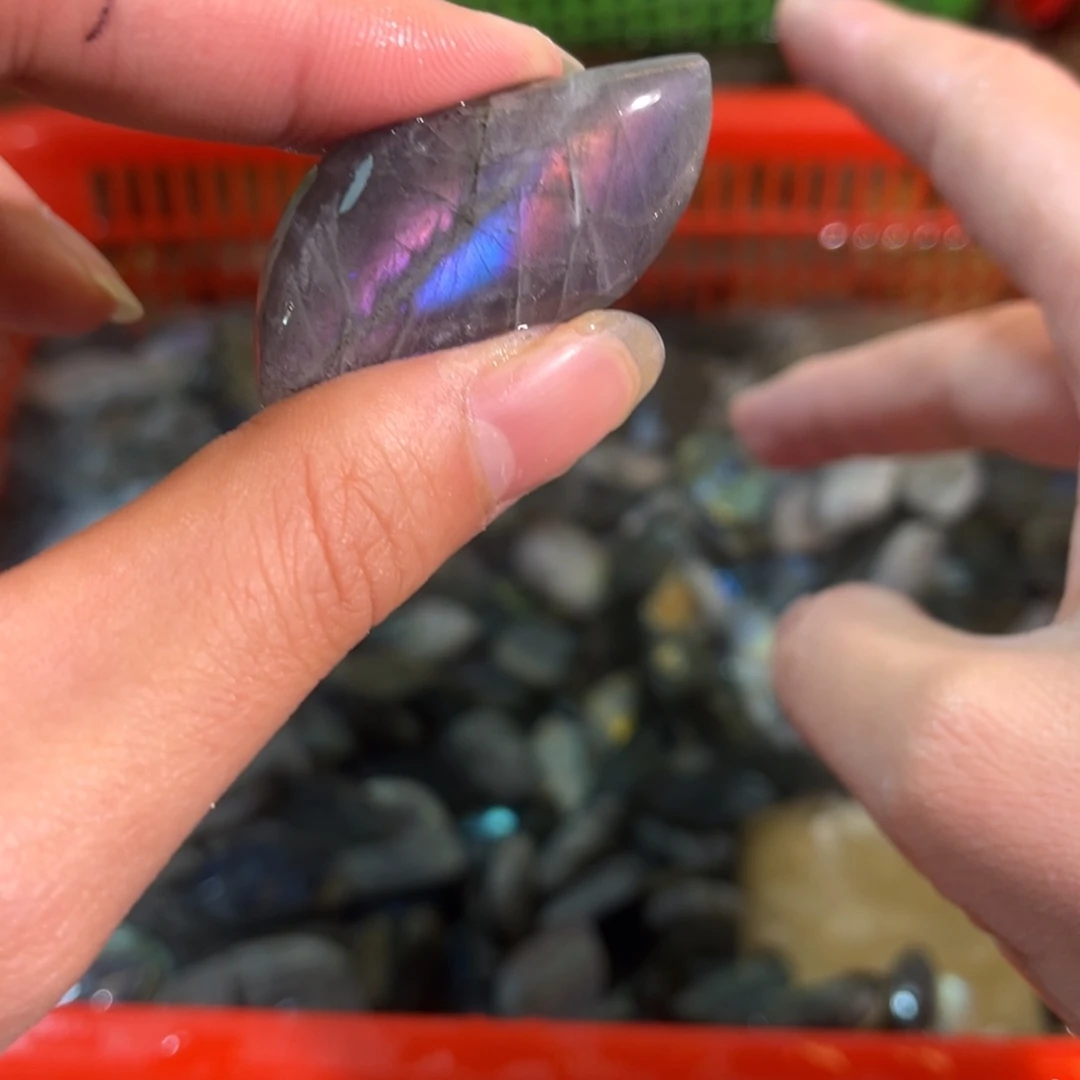 拉长石吊坠未镶嵌啊****啊