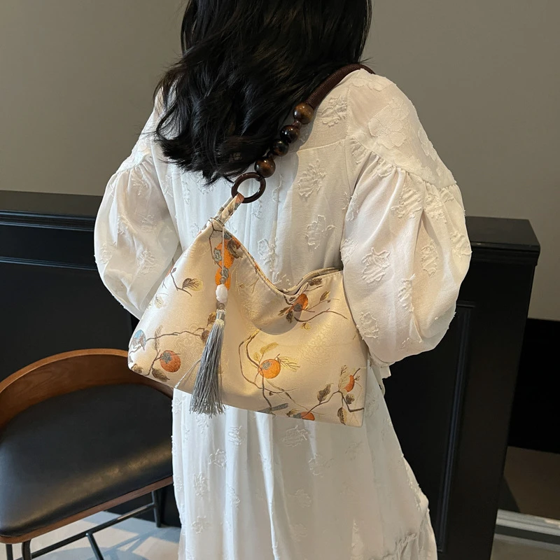 复古新中式国风手提单肩春季新款唯美腋下小众丝绸旗袍通勤腋下包
